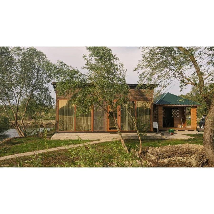 Kambodzha Na Dynae Villa Vylkove Exterior photo